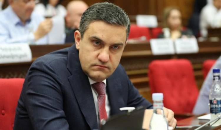 Պարտվում և կոտորվում են այն ազգերն ու պետությունները, որոնք հավատում են, որ թշնամու հետ կարելի է խաղաղություն քննարկել. Ղազինյան