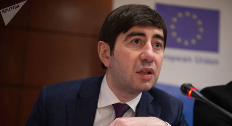 Դատարանի նորընտիր նախագահը Վազգեն Ռշտունու գրասենյակի պետին ստիպել է ազատման դիմում գրել. «Ժողովուրդ»