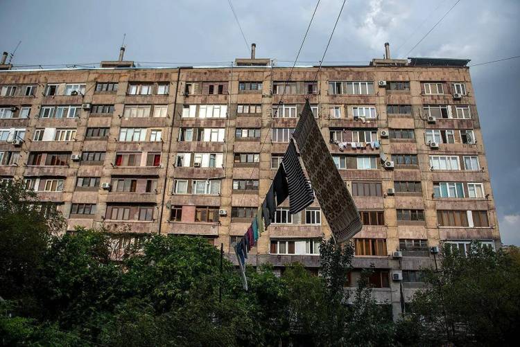 Ի՞նչ է կատարվում անշարժ գույքի շուկայում․ ինչո՞ւ են կտրուկ աճել վաճառքի և վարձակալության գները
