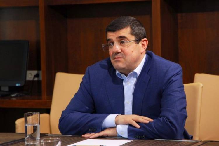 Արայիկ Հարությունյանի «բացահայտումները»․ «Հրապարակ»