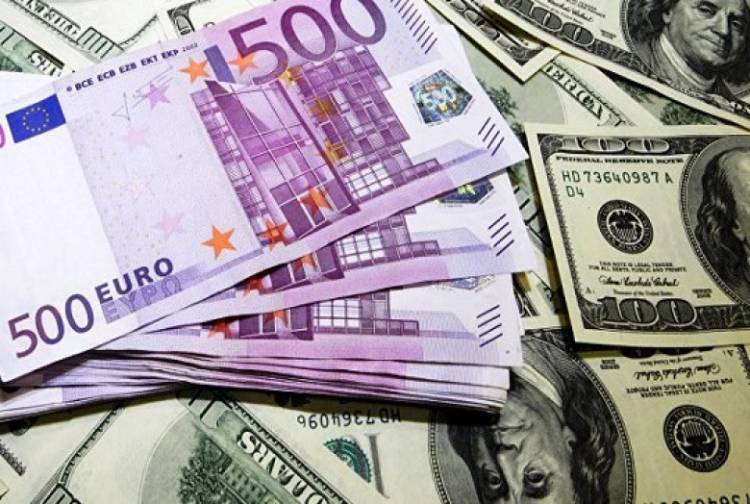 Դոլարի փոխարժեքն անցել է 512 դրամից