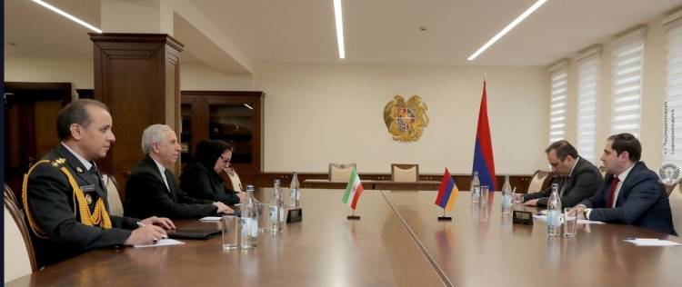 ՀՀ պաշտպանության նախարարը հանդիպել է Իրանի դեսպանին․ ինչ են քննարկել