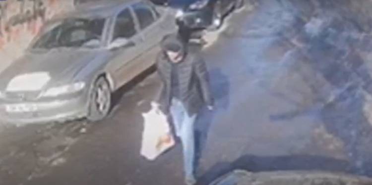 Որոնվում է տեսագրության մեջ պատկերված անձը