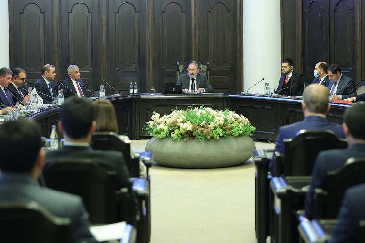Փաշինյանն ամեն ինչ գաղտնագրում է․ «Հրապարակ»