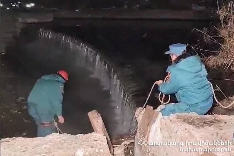 Հրազդանի կիրճում ավտոմեքենան ընկել է գետը