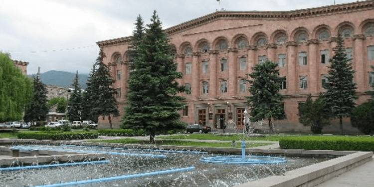 Վանաձորը մնացել է իշխանության «կոկորդում»