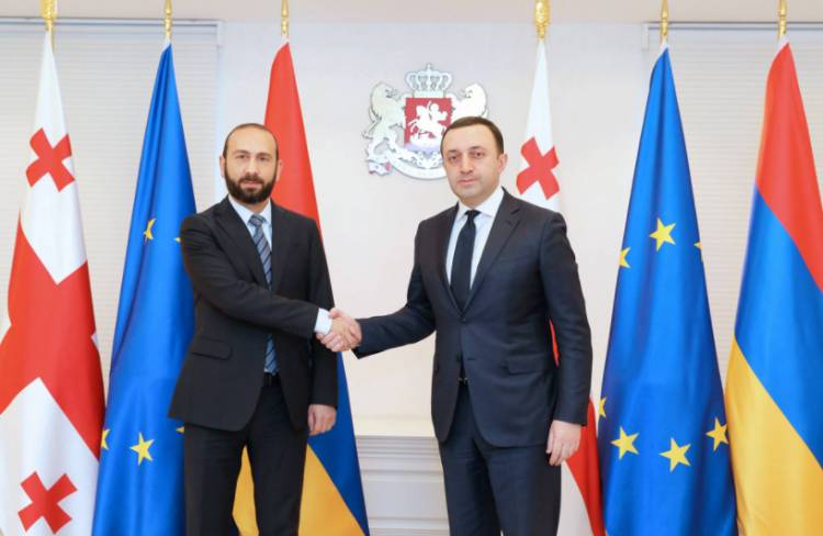 ՀՀ ԱԳ նախարարը հանդիպել է Վրաստանի վարչապետին․ քննարկել են Ադրբեջանի զինուժի ներխուժման հետևանքով ստեղծված իրադրությունը