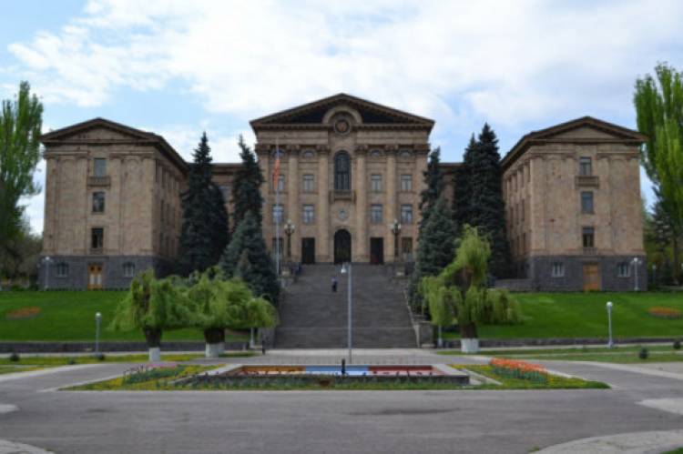 «Հայաստան» խմբակցության պատգամավորները Ֆրանսիայի դեսպանին առաջարկել են ակտիվացնել ԵԱՀԿ Մինսկի խմբի աշխատանքների վերսկսմանն ուղղված ջանքերը