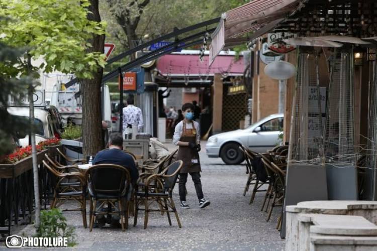 Ծխե՞լ, թե՞ չծխել բացօթյա տարածքներում. «Հրապարակ»