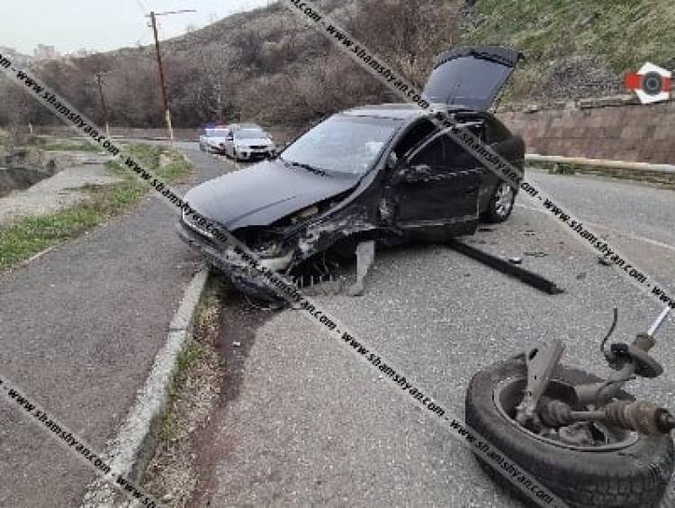 Խոշոր ավտովթար Հրազդանի կիրճում