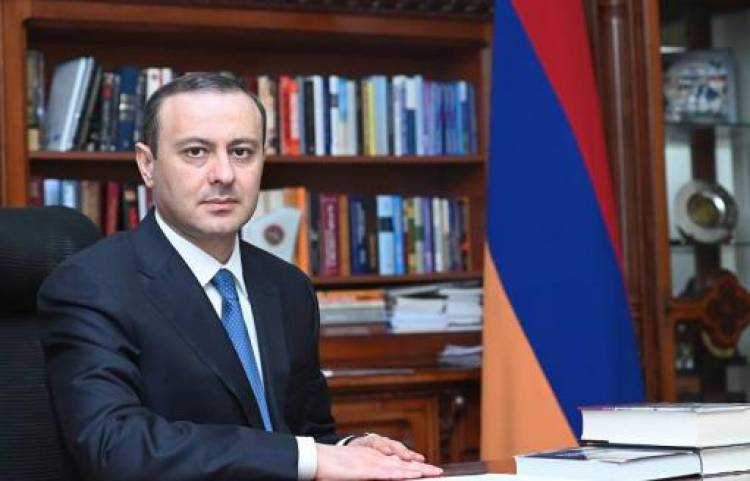 ԱԽ քարտուղարը Լիտվայում ներկայացրել է Արցախի նկատմամբ Ադրբեջանի գործողությունները