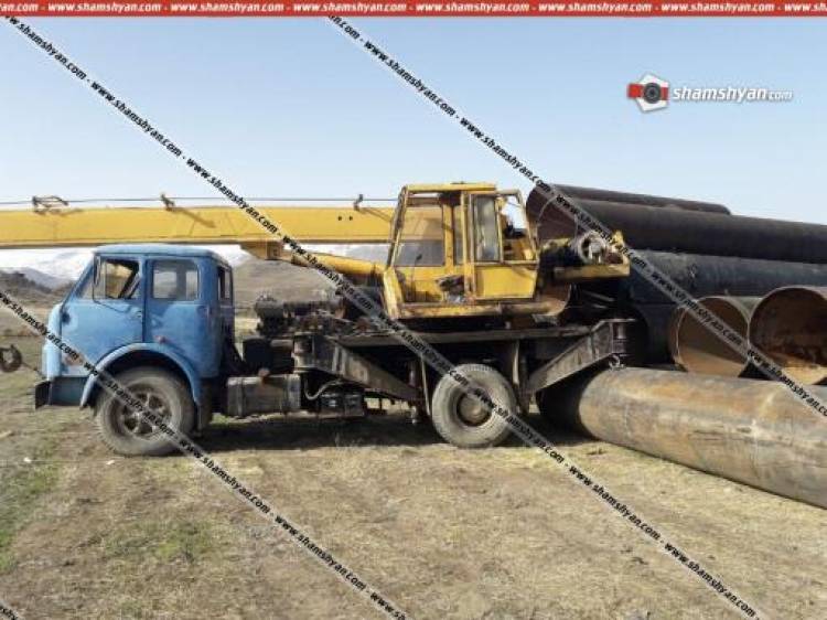 Վերամբարձ կռունկով հետընթաց է արել, որի ժամանակ անզգուշաբար հարվածել է Վայոց Ձորի մարզի բնակիչին․ վերջինս մահացել է