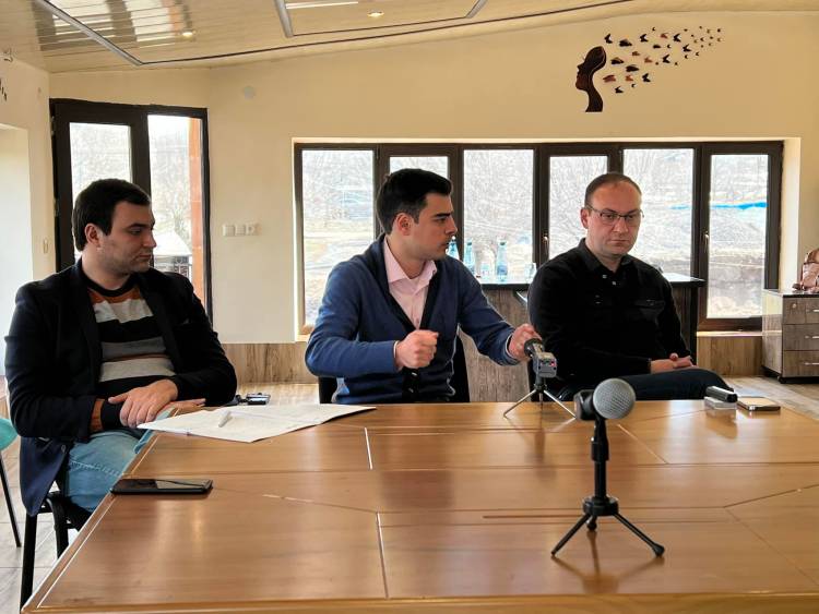 Շատ խնդիրների լուծման բանալիները հենց մեր ձեռքերում են․ Արսեն Բաբայան