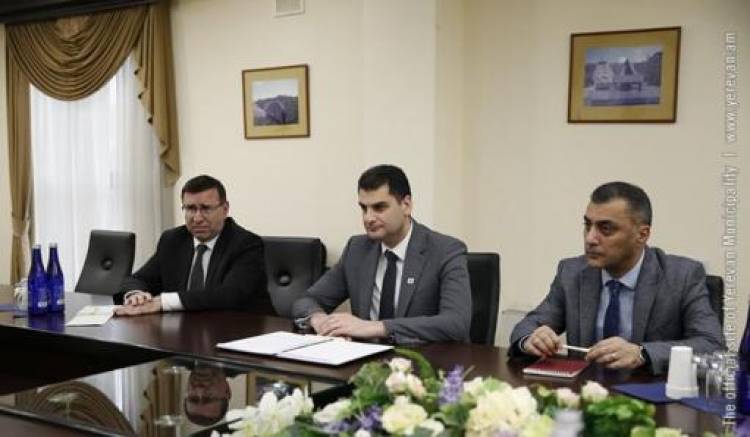 Երևանի քաղաքապետը Նիդերլանդների և ՌԴ դեսպանների հետ քննարկել է համագործակցության հեռանկարները