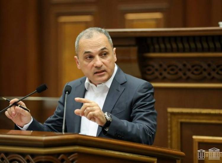 Մեր մուտքն Արցախ չթույլատրելն իշխանության պատվերն է, որն ուղիղ կապի մեջ է ադրբեջանցիների հետ․ Վահե Հակոբյան