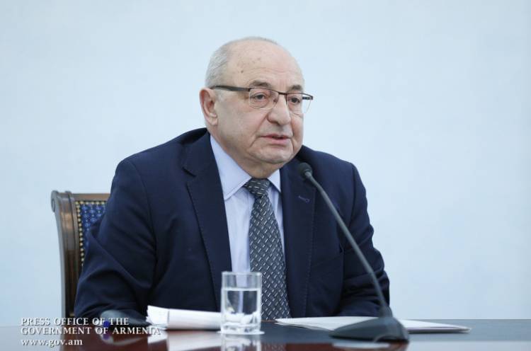 Առաջին քայլն այսօր Արցախի, նրա իրավունքների ու պահանջների կողքին կանգնելն է․ Վազգեն Մանուկյան