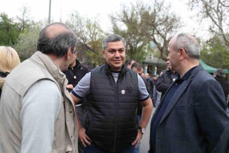 Արթուր Վանեցյանի սկսած ակցիային նաև Արցախից են միացել. «Ժողովուրդ»