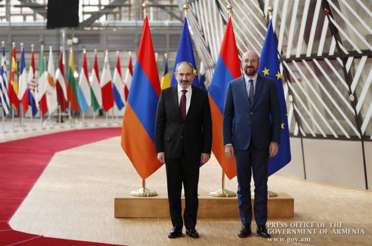 Փաշինյանը և Միշելը քննարկել են Հարավային Կովկասում խաղաղության հաստատմանն ուղղված աշխատանքները