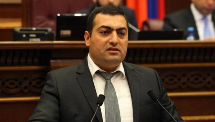 Սերգեյ Ատոմյանը չի կարողանում բանտերում իրավիճակ փոխել. «Ժողովուրդ»