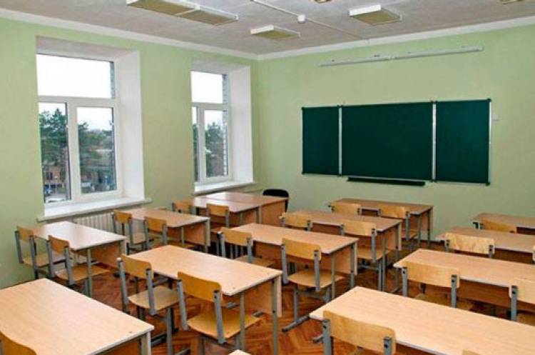Աշակերտին գրքով հարվածած ուսուցչի նկատմամբ կիրառվել է կարգապահական տույժ