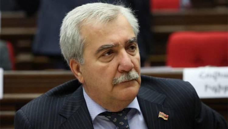 Անդրանիկ Քոչարյանը պետք է հեռանա․ նա ադեկվատ չէ