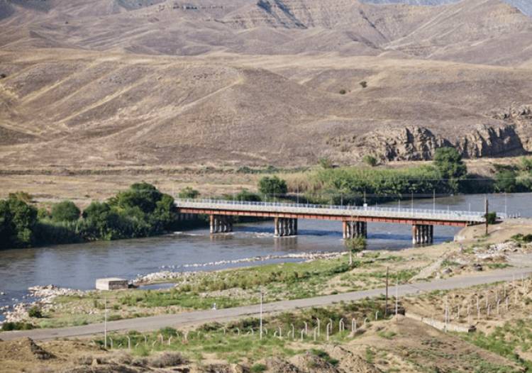 Արաքսի գետաողողատներից ավազ արդյունահանելու համար տուգանք կնշանակվի. «Ժողովուրդ»