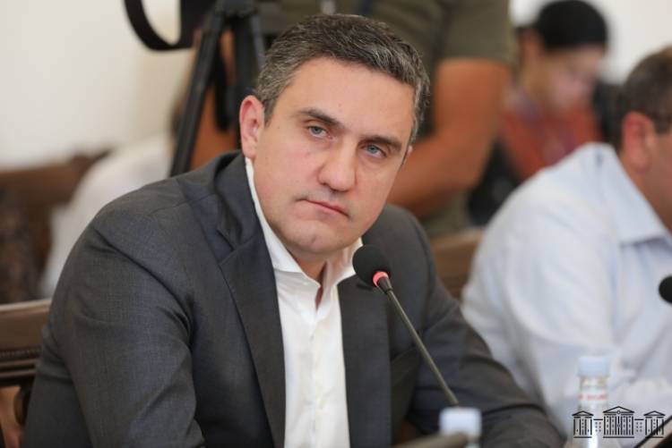 Ընդդիմությունը միջազգային կառույցների հետ աշխատող խումբ է ստեղծել․ «Հրապարակ»
