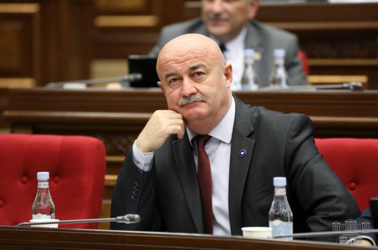 Զգուշանում են հանրության պարսավանքին դեմ առ դեմ «ծանոթանալու» հեռանկարից. «Փաստ»