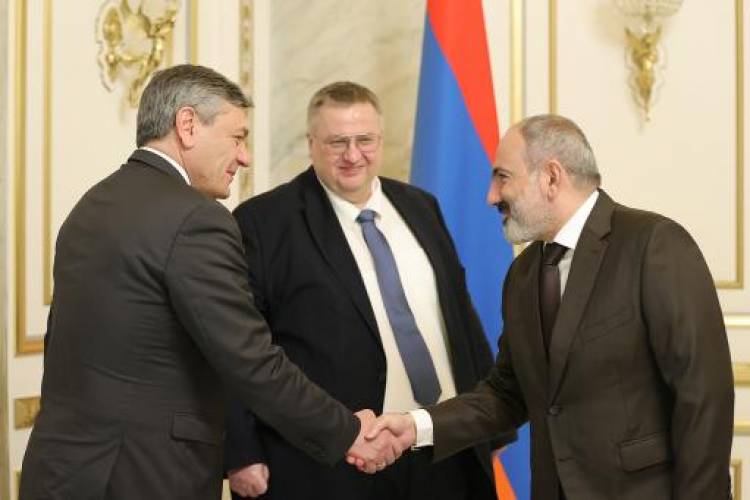 Փաշինյանը Օվերչուկի հետ հանդիպմանը կարևորել է տարածաշրջանային կոմունիկացիաների բացման հարցը