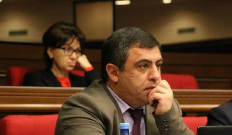 Արամ Խաչատրյանը մարդկանց խումբ է ուղարկել քաղաքացուն ծեծելու՝ զենքի սպառնալիքով. «Ժողովուրդ»