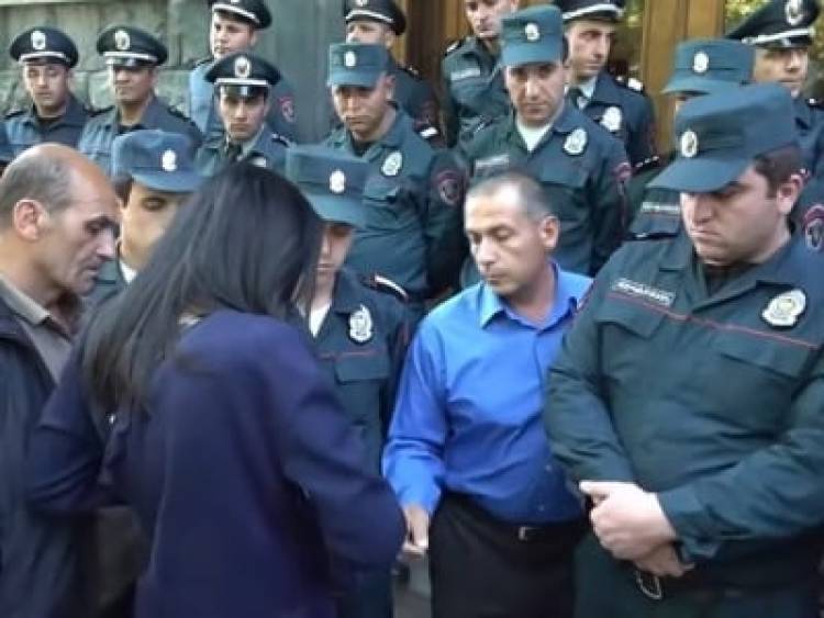 Դատախազությունից պարզաբանում են՝ ինչու չեն ձերբակալել Նիկոլ Փաշինյանին