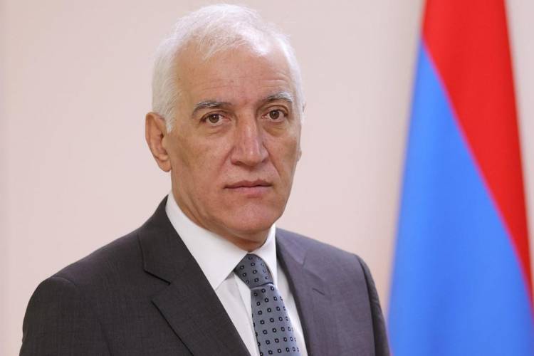 ՀՀ նախագահը միայն դիտորդ է. երբ կարձագանքի ներքաղաքական իրավիճակին. «Ժողովուրդ»