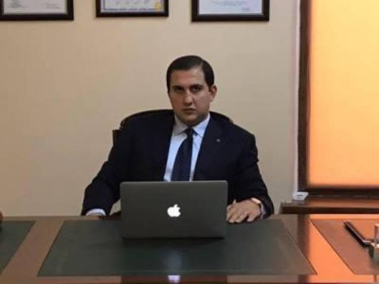 Այս պահին կատարվողը գնահատում եմ որպես Ալեքսան Ասատրյանի՝ իրավաբանական օգնություն ստանալու իրավունքի դիտավորությամբ կոպտագույն խախտում․ փաստաբան