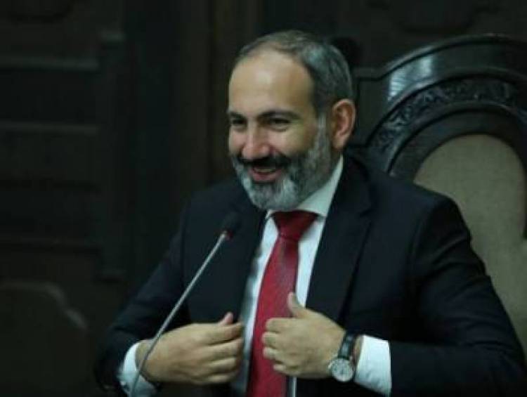 Նիկոլ Փաշինյանը վերջերս աննկարագրելի սիրառատ է դարձել թիմակիցների նկատմամբ. որն է պատճառը. «Հրապարակ»
