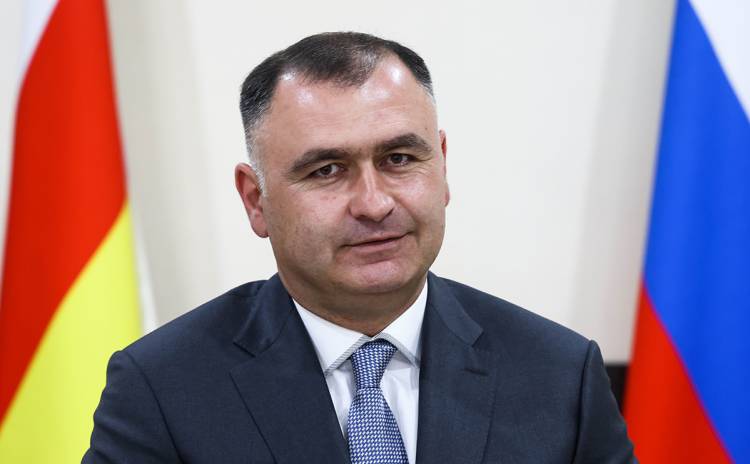 Հարավային Օսիայի ղեկավարը կասեցրել է Ռուսաստանին միանալու հարցով հանրաքվեի մասին հրամանը