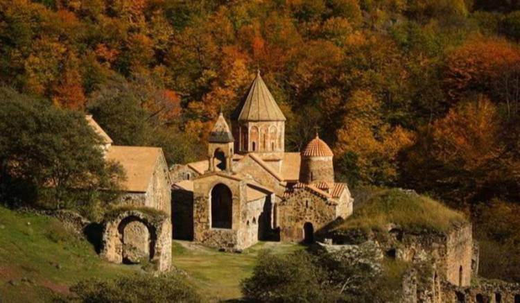 Ադրբեջանը ձգտում է հայկական մշակութային ժառանգությունը փոխարինել «կովկասյան ալբանական»-ով․ Պետդեպ