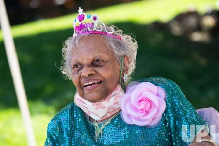 105-ամյա կինը բացահայտել է երկարակեցության գաղտնիքը