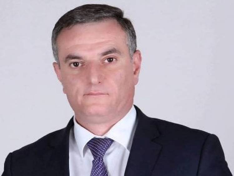 Ինչու՞ է բարձրաստիճան սպայի կամ ոստիկիկանի պատիվը հայտնվել ոմանց ներքնաշորի մեջ. Արտակ Զաքարյան