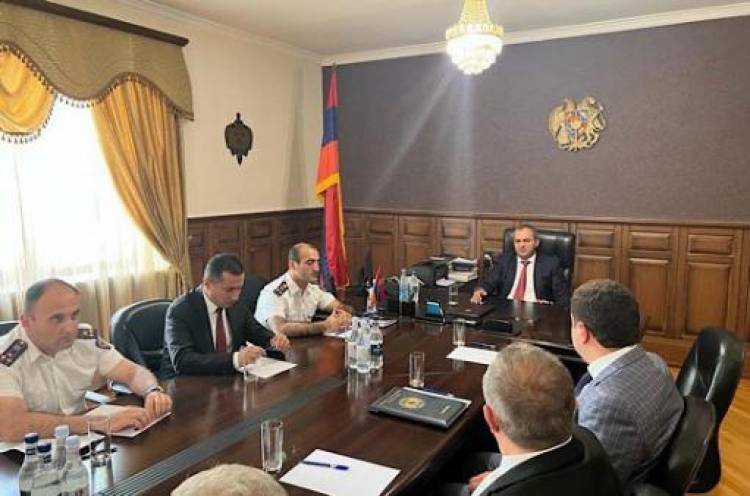 Գլխավոր դատախազը խորհրդակցություն է անցկացրել Սյունիքում. քննարկվել է սահմանային անվտանգության հարցը