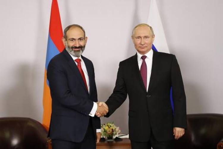 Նիկոլ Փաշինյանը Ռուսաստանի օրվա առթիվ շնորհավորել է Վլադիմիր Պուտինին և ՌԴ վարչապետին