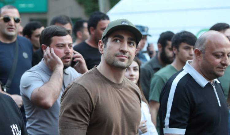 Լևոն Քոչարյանը երկու տարբերակ է առաջարկում