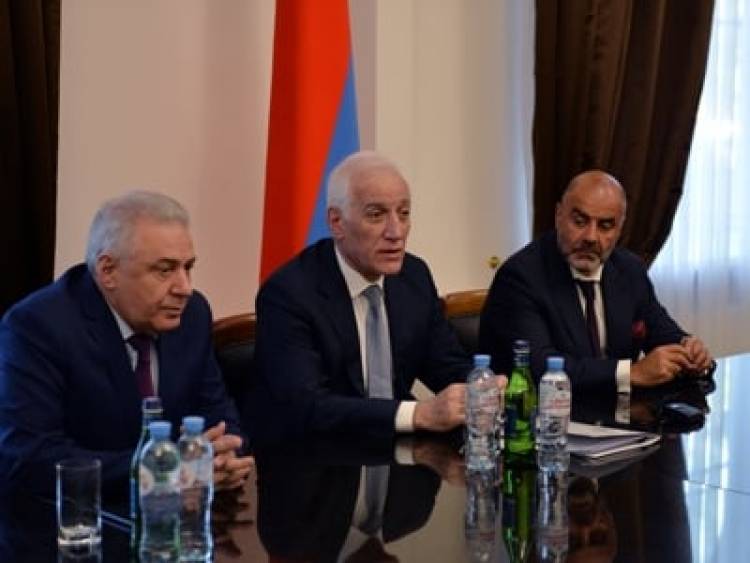 Ադրբեջանցիներն ասում են՝ մեզ տվեք կոորդինատներ, մենք ասում ենք՝ ոչ, եկեք սկզբունքները քննարկենք. Վահագն Խաչատուրյան