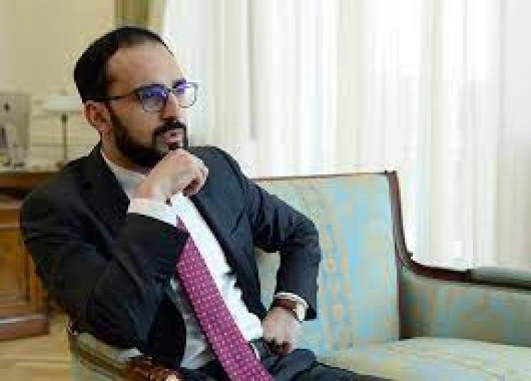 Տիգրան Ավինյանը խմբագրում է Հայկ Մարությանի կնոջ որոշումները. «Հրապարակ»