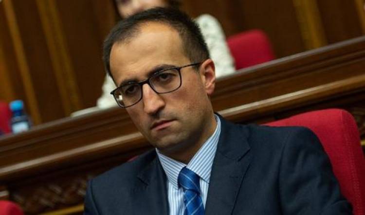 4 նոր հողամաս՝ ամառանոցային գոտում․ 341 հազար ռուբլի հանգստի համար․ պետբյուջեից 18 մլն 120 հազար դրամ եկամուտ․ Արսեն Թորոսյանի հայտարարագիրը