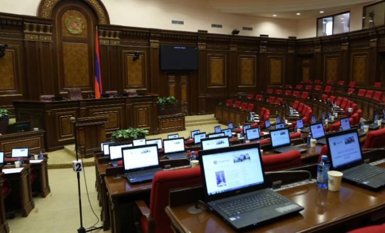 ՀՀԿ-ականներն էլ չեն շտապում ԱԺ վերադառնալ. «Հրապարակ»