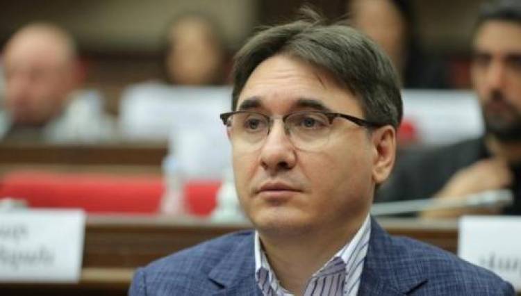 Արմեն Գրիգորյանը կռիվ է գցել ՔՊ-ի «տանը»․ «Հրապարակ»