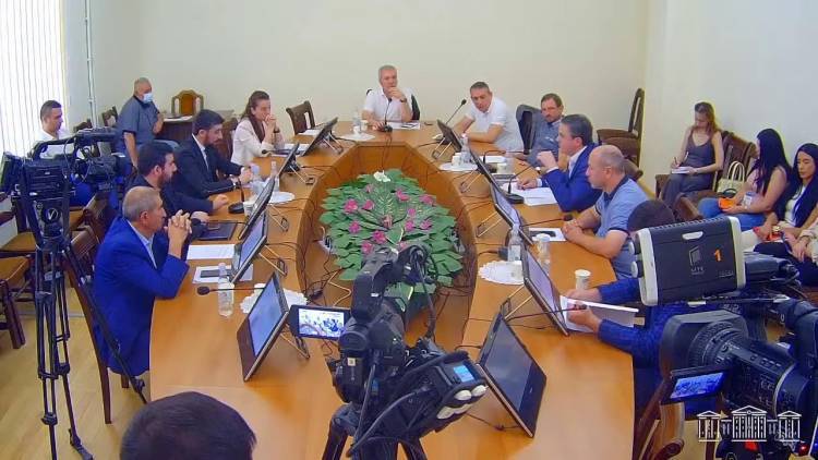 ՔՊ-ն Պաշտպանության հանձնաժողովի փոխնախագահ կընտրի ․ «Հրապարակ »