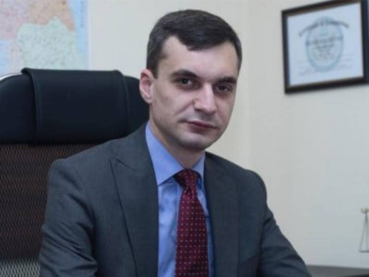 Արծվիկ Մինասյանի քրոջ որդու համար դատարանը նշանակել է 50 հազար դրամ տուգանք, ապա ազատել վճարումից. փաստաբան
