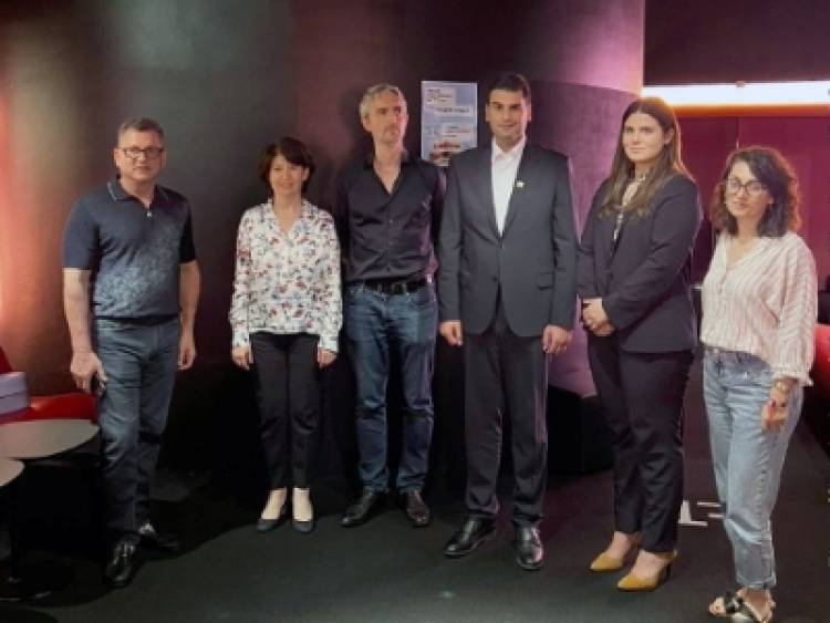 Երևանի քաղաքապետ Հրաչյա Սարգսյանն այցելել է Փարիզի Կլիմայի ակադեմիա եւ «Երիտասարդական թաղամաս»