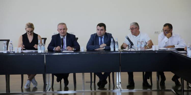 Բուհական ընդունելության ցուցակները կհրապարակվեն հուլիսի 18-ին. կայացել է հանրապետական ընդունող հանձնաժողովի նիստը